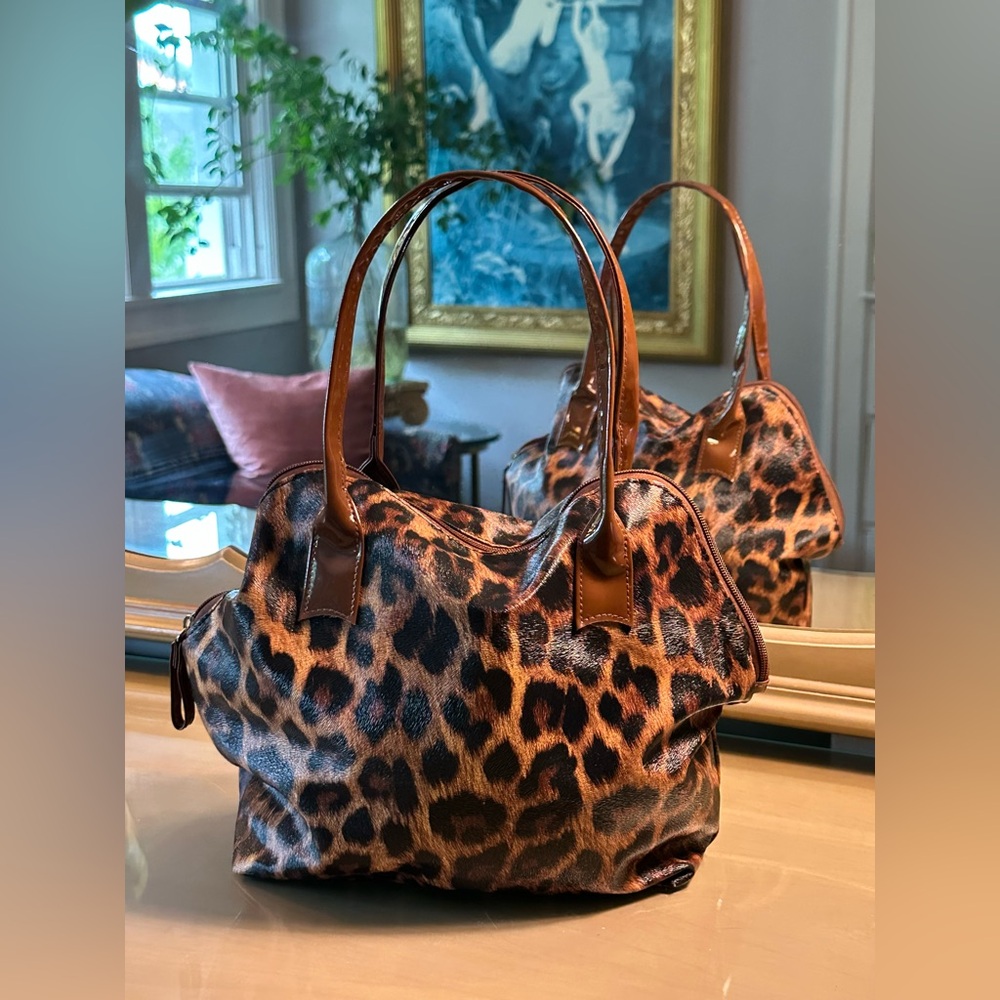 Elizabeth Arden Cheetah Print Shoulder Bag